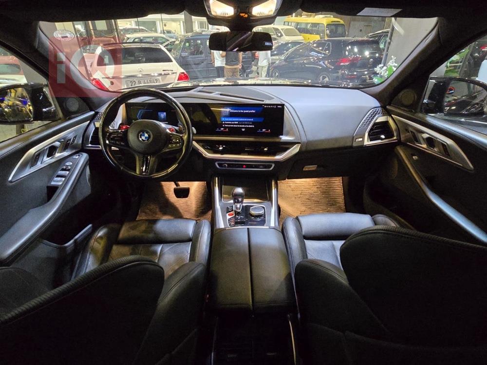 BMW XM